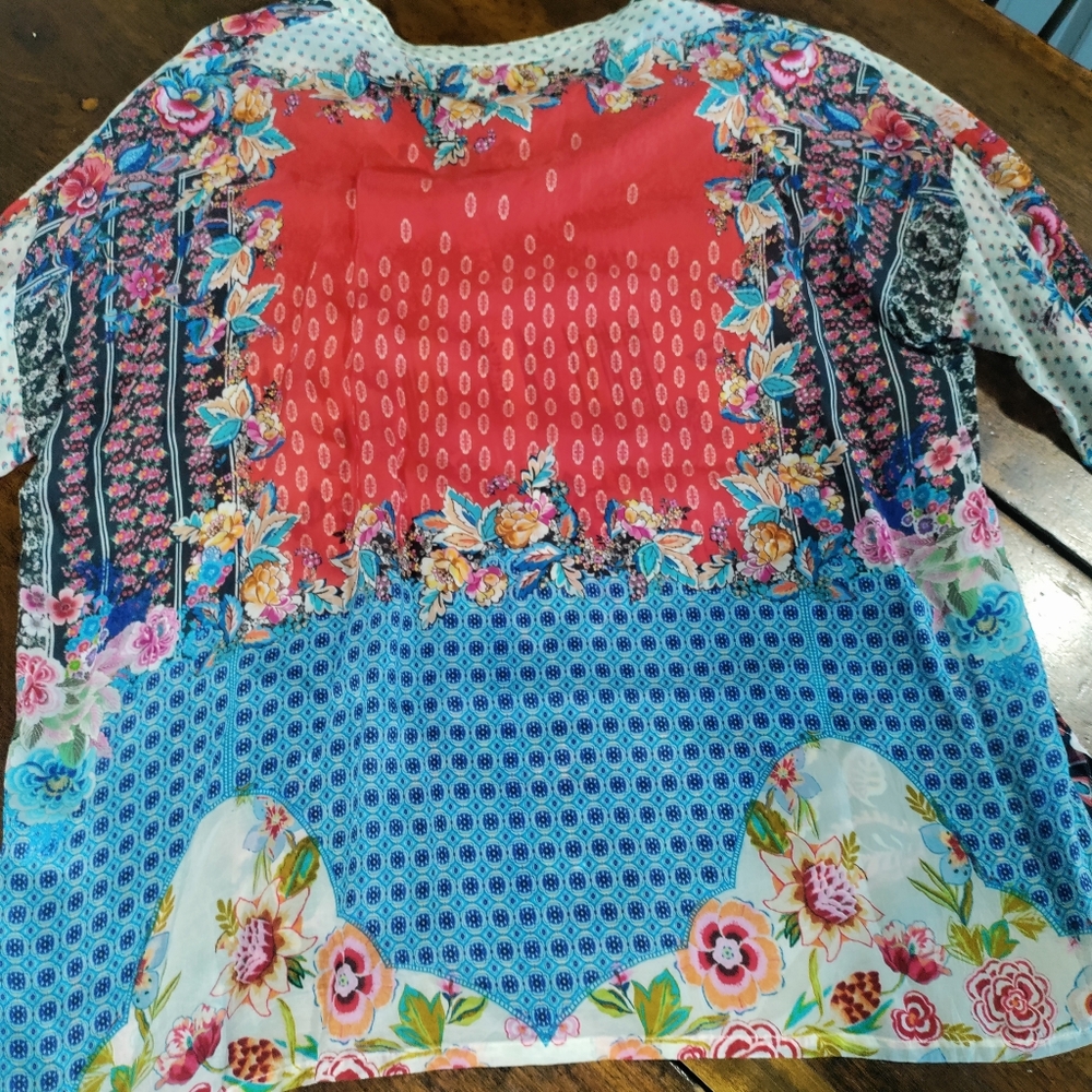 Johnny Was. MediumFloral Patchwork Blouse Pre-own… - image 10